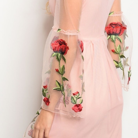 💖💖ROSE WITH FLOWER DRESS - Picture 3 of 6